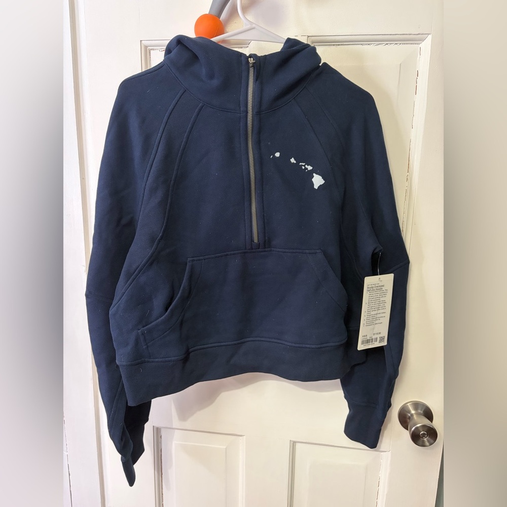 Bundle of lululemon Hawaii scubas